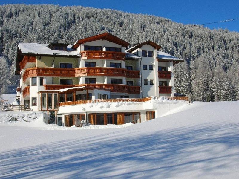 Hotel Humlerhof Грис-на-Бреннере Экстерьер фото
